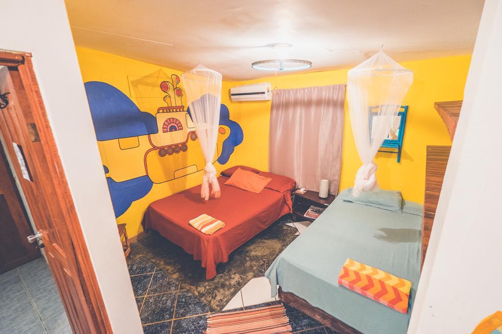 Pura Vida Hostel Тамариндо Экстерьер фото