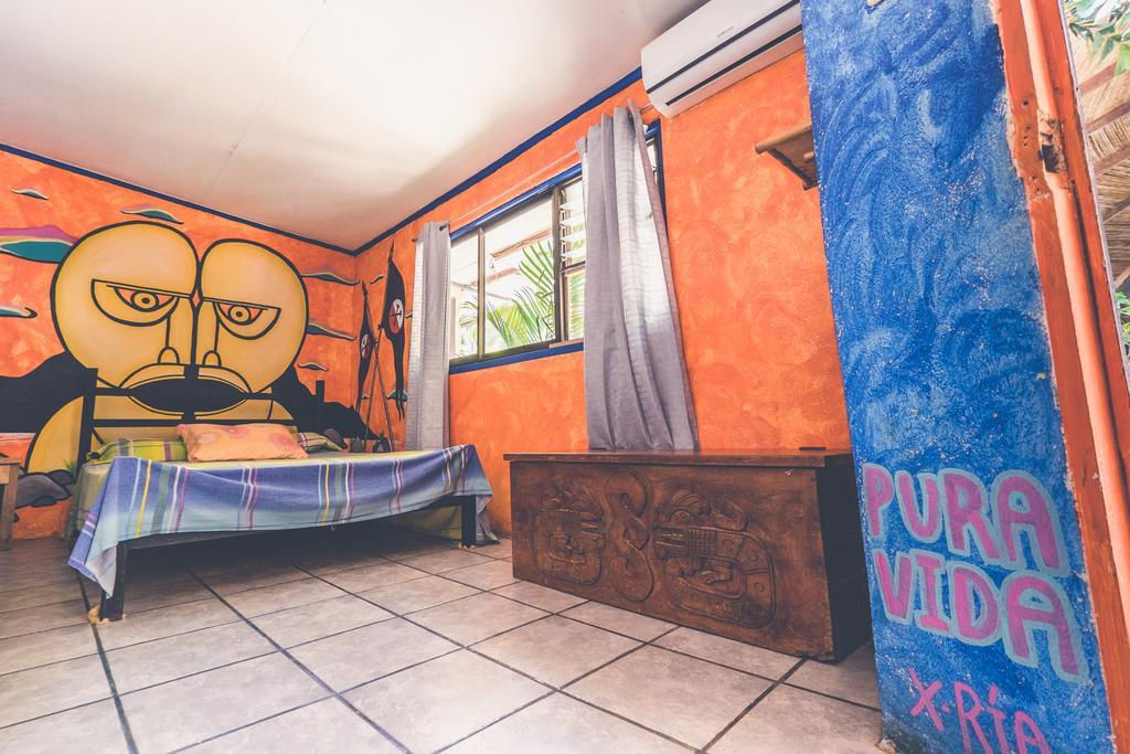 Pura Vida Hostel Тамариндо Экстерьер фото